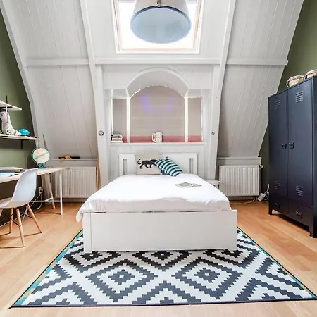 Amazing City Centre Villa With Private Pool Dom wakacyjny Haarlem
