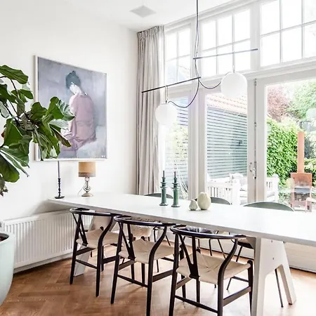 Dom wakacyjny Amazing City Centre Villa With Private Pool Haarlem